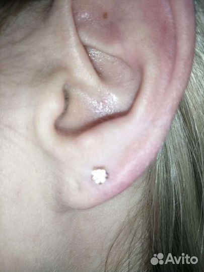 Прокол ушей