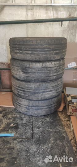 Continental ContiPremiumContact 5 215/60 R16 95H
