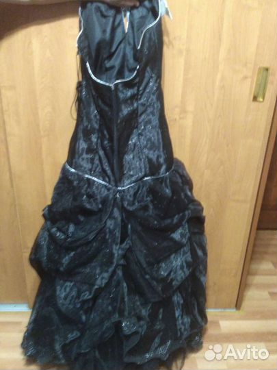 Платье для выпускного вечера
