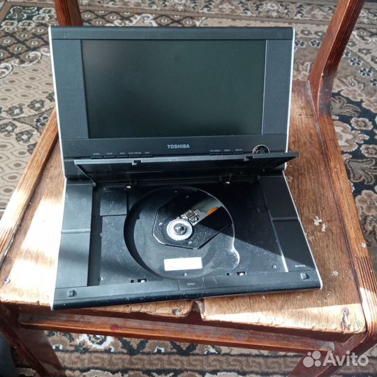 Портативный видеопроигрыватель