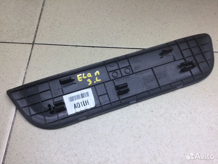 Накладка порога (внутренняя) задняя левая Hyundai