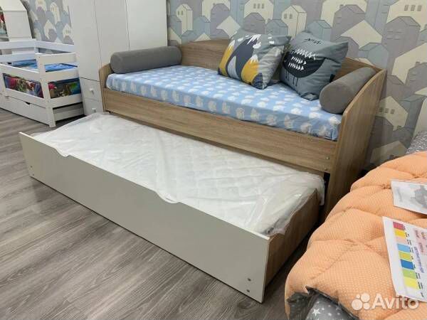 Детская кровать с выдвижным ярусом