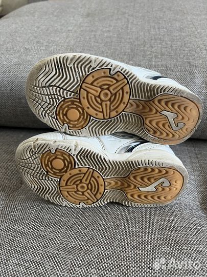 Кроссовки детские 24 размер