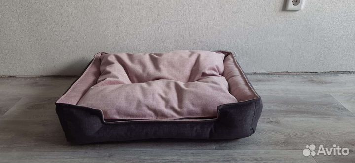 Лежанка для собак и кошек