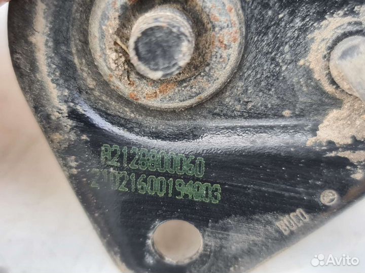 Петля замка капота Mercedes W222