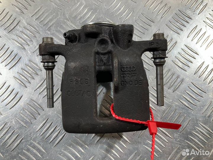 Суппорт тормозной задний правый Audi A6 4F/C6 2008