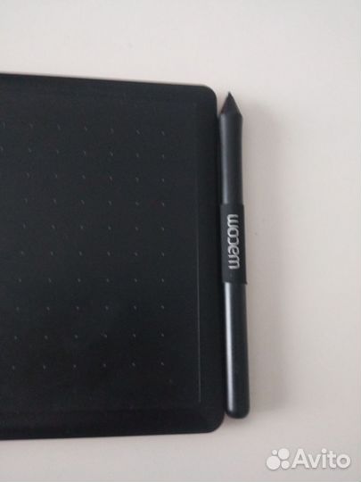 Графический планшет wacom intuos pro