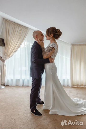 Свадебное платье 44 46 бу