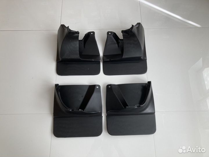 Брызговик (4шт) Toyota Land Cruiser Prado 120