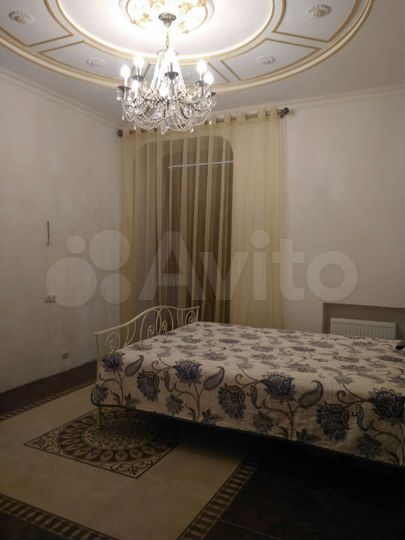 2-к. квартира, 73 м², 2/2 эт.