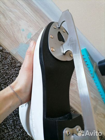 Коньки фигурные