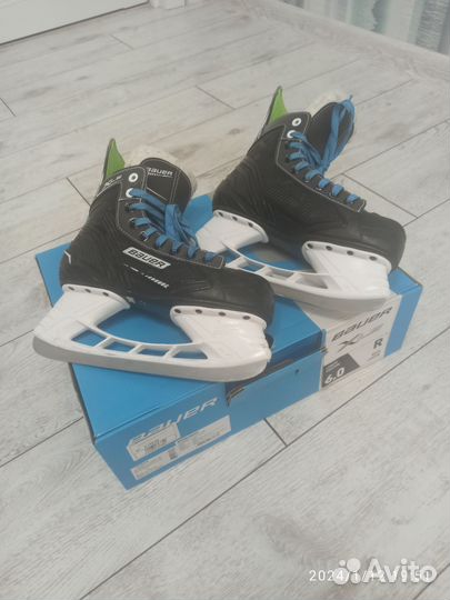 Коньки хоккейные bauer
