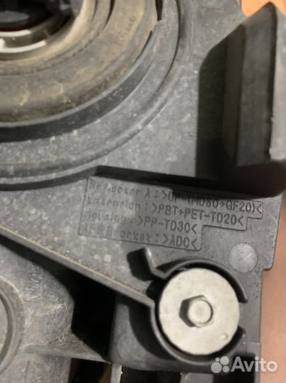 Toyota mark x фара