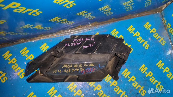 Туманка левая Mazda Axela BL5FW