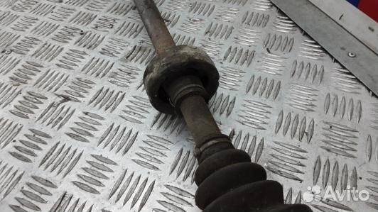 Привод передний правый honda civic 6 (HSE08N101)