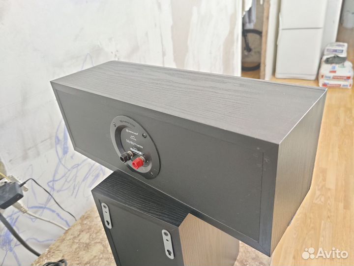 Центральный канал monitor audio Mr Centre