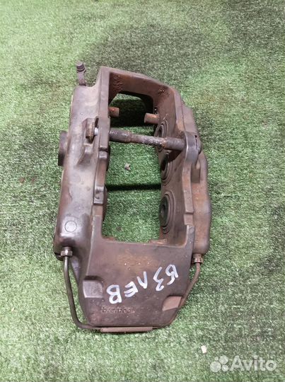 Суппорт передний левый Audi Q7 2005