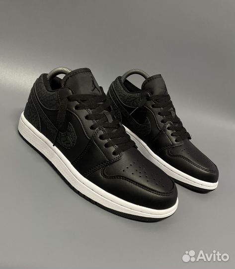 Кроссовки Nike Air jordan 1 low