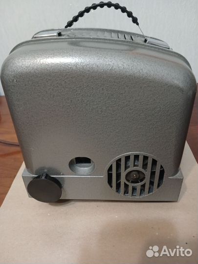 Кинопроектор