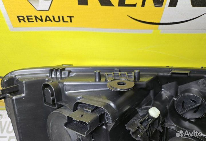 Фара левая Renault Logan 2 2019