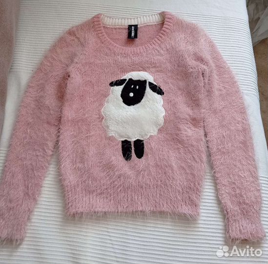 Свитерок и кофточки для девочки