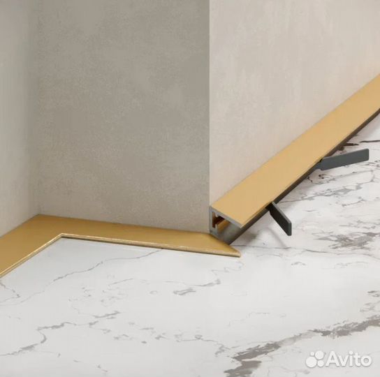 Микроплинтус L-образный анодирован. 2,4 м