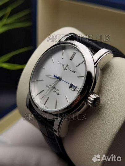 Классические красивые мужские часы Ulysse Nardin