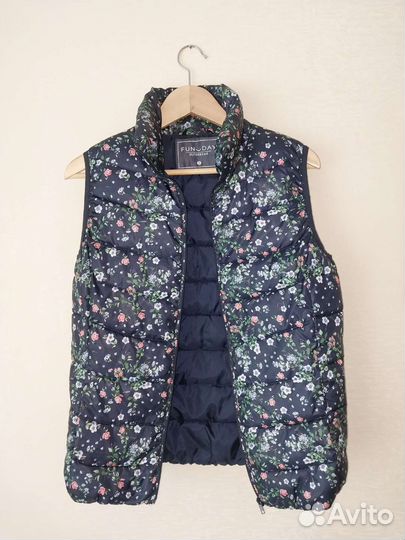 Жилетка на синтепоне женская