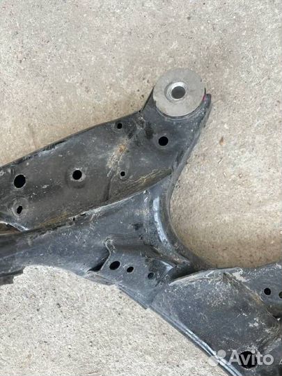 Передняя балка (подрамник) Tesla Model Y 2021