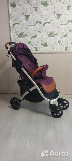 Детская прогулочная коляска