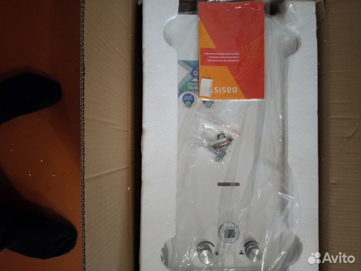 Газовая колонка новая