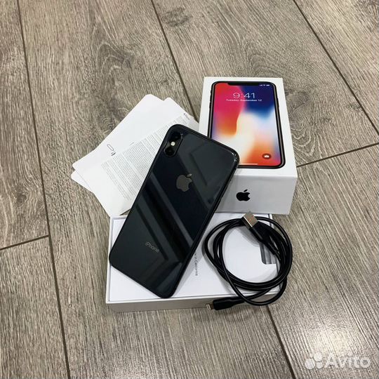 iPhone X, 64 ГБ
