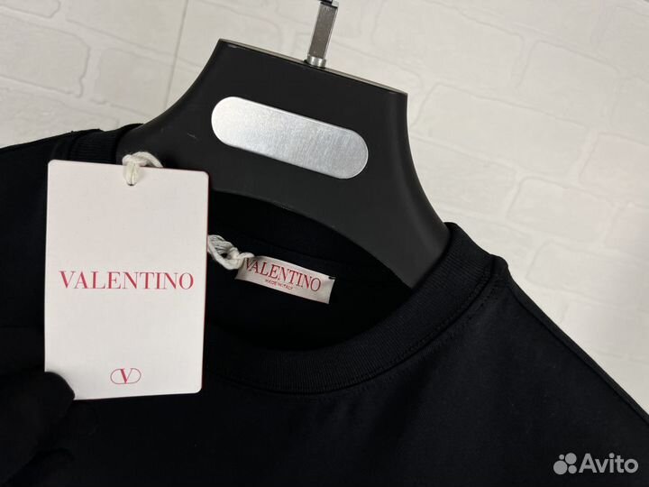 Футболка Valentino