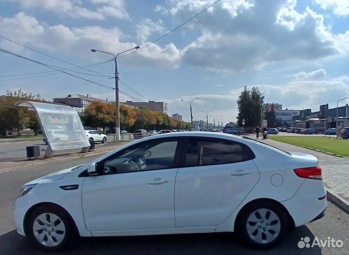 Аренда Kia Rio для доставки