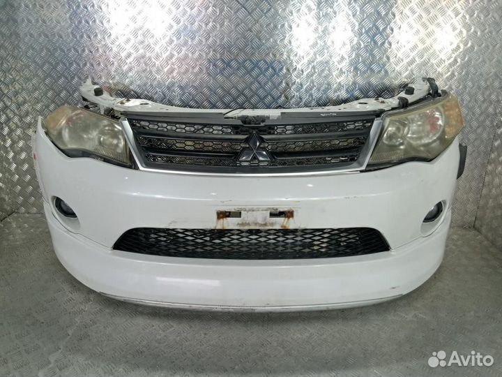 Передняя часть (ноускат) Mitsubishi Outlander (200
