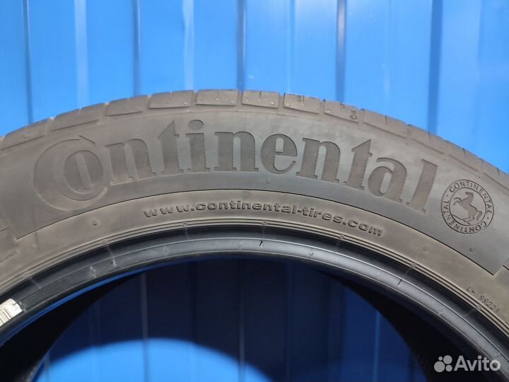 Continental ContiPremiumContact 5 215/55 R17