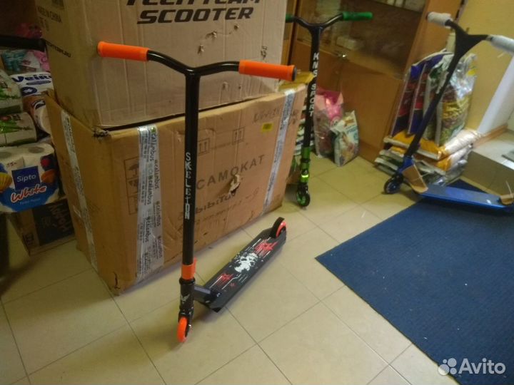 Самокат трюковый skeleton