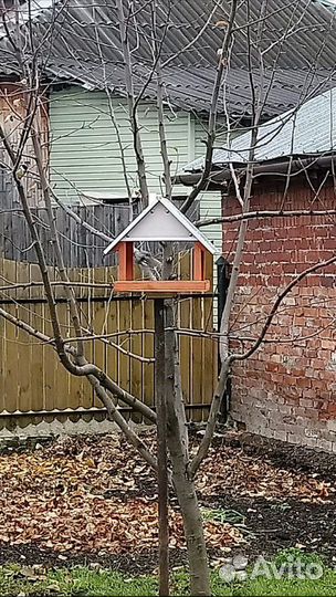 Кормушка для птичек