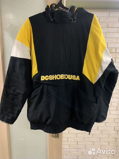 Сноубордическая / лыжная куртка анорак dc shoes