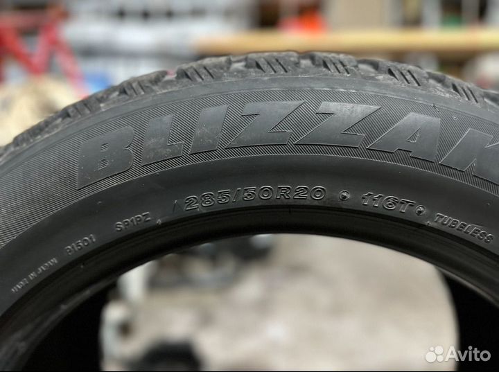 Bridgestone Blizzak Spike-01 285/50 R20