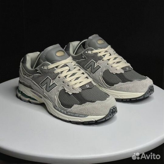 Кроссовки New Balance 2002R grey