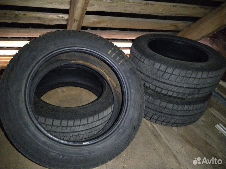 Bridgestone Blizzak Ice 205/65 R16