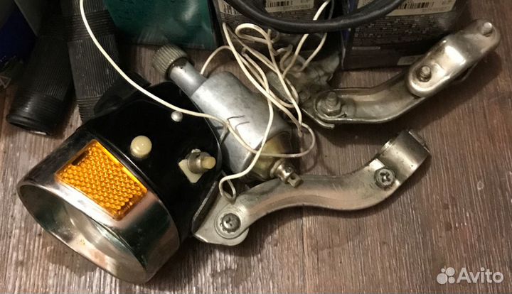 Динамо машинка для велосипеда 6V 3W made in Japan