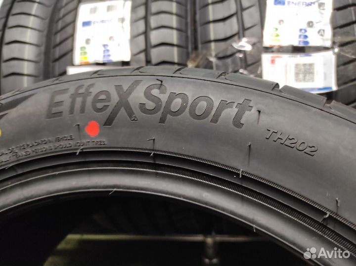 Triangle EffeXSport TH202 235/45 R18 98Y