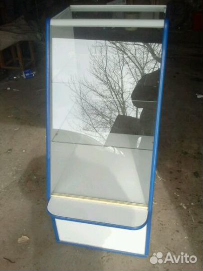 Шкаф