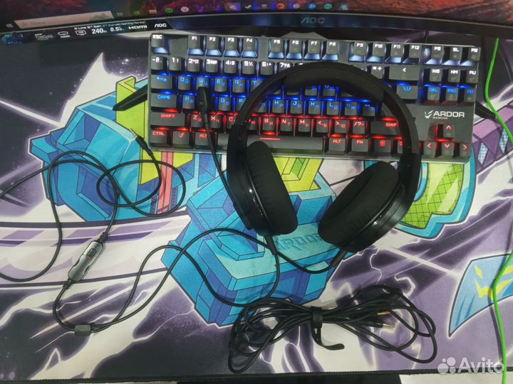 Наушники HyperX