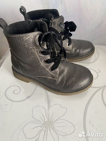 Ботинки внсна 31размер