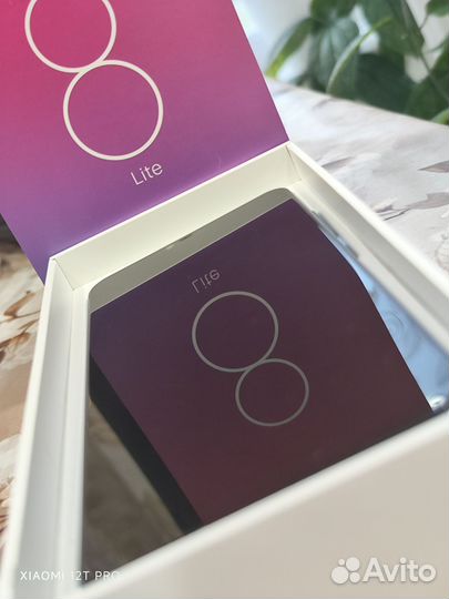 Xiaomi Mi 8 Lite, 4/64 ГБ