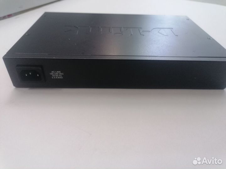 Коммутатор D-Link DGS-1024D