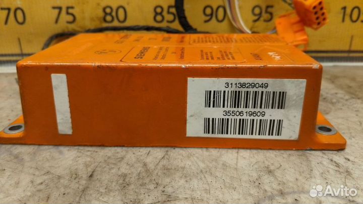 Блок управления AIR BAG BMW 735 E32 3.5 1986-1994